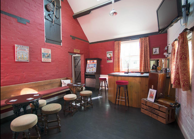 Private pub available to Bourne End guests